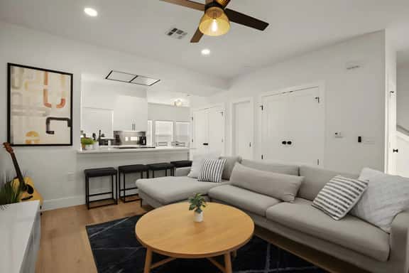 Modern 5BR Getaway Near Vibrant Austin Life - Image 1