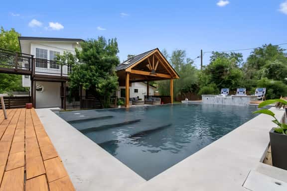 Luxury Villa Retreat, Pool, Hot tub & Fun - Image 1