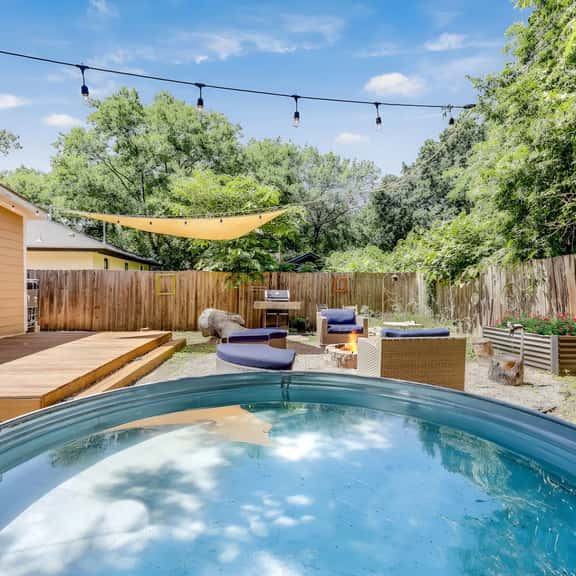 Austin Oasis with Cowboy Pool Close to Downtown - Image 1