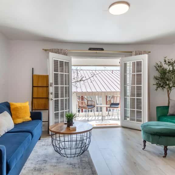1510 West 6th New - Image 1