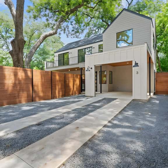 Luxe Rainey DTown Oasis | Private Pool + Hot Tub - Image 1