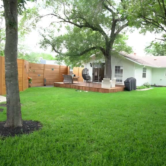 Gorgeous Event Space | 2 Home Compound | Hot Tub - Image 1