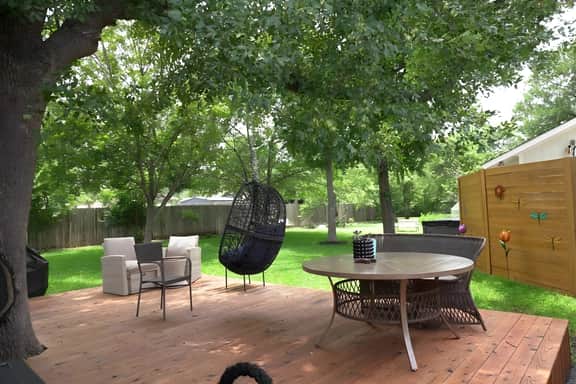 Modern 4BR Retreat w/ Hot Tub & Huge Backyard